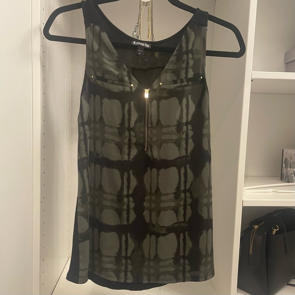 Express Black and Green top, Size XSP